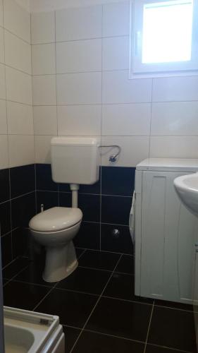 Koupelna v ubytování Apartman 7 m od mora