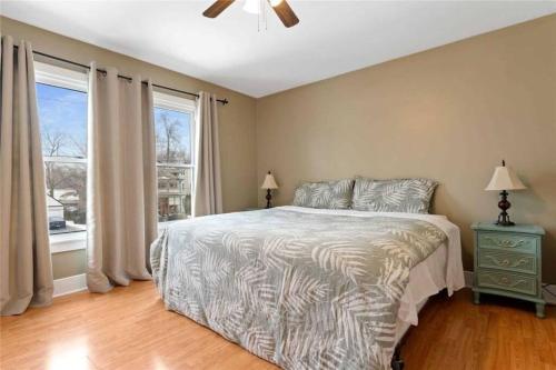 Gallery image of Perfection near the River - 4 Bedroom Villa Complimentary Breakfast Delivered Daily to the Rental in Niagara Falls