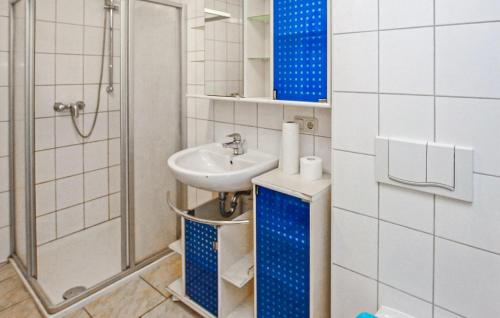 Ένα μπάνιο στο Ferienwohnung Walow Strietfeld