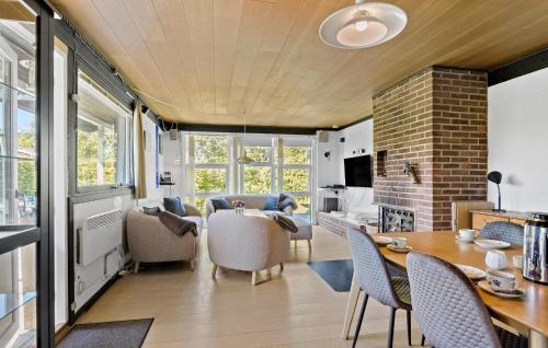 Posezení v ubytování Holiday Home Røllikevænget