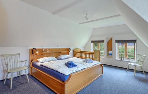 Ένα ή περισσότερα κρεβάτια σε δωμάτιο στο Nice Home In Tolk With Wifi
