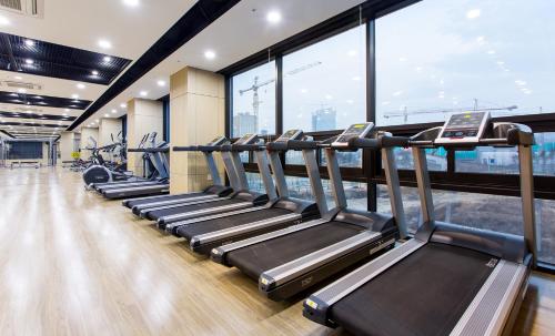 Fitness centrum a/nebo fitness zařízení v ubytování Hotel Logenir