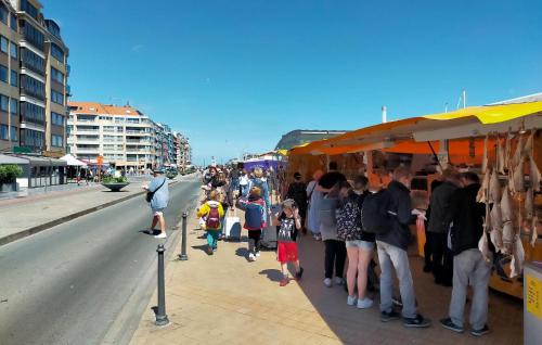 Επισκέπτες που μένουν στο 2 Bedroom Amazing Apartment In Oostende