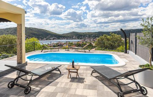 Beautiful Home In Vinisce