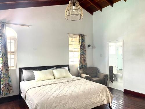 Кровать или кровати в номере BLR Beach Villa Apartments
