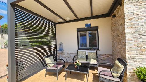 Un patio o zona al aire libre en New Istrian Experience by Istrian apartments Koper
