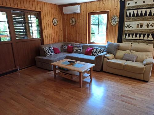Χώρος καθιστικού στο Plitvice Lakes Holiday Lodge