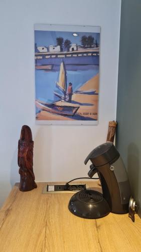 Photo de la galerie de l'établissement Appartement cool en plein centre de Libourne, à Libourne