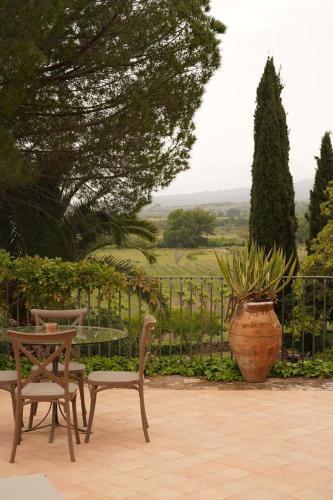 Uma vista geral da montanha ou uma vista da montanha a partir da casa de hóspedes