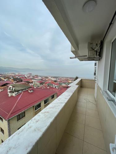 Μπαλκόνι ή βεράντα στο Şehir merkezinde site içerisinde lüks daire