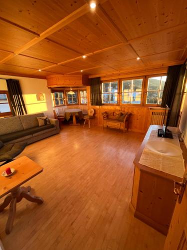 Un lugar para sentarse en Residence Burghof