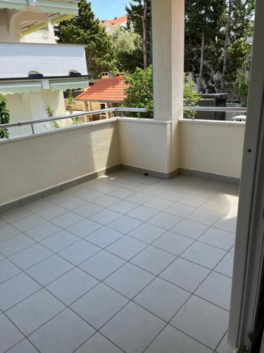 Gallery image of Apartments Luaniva 50m from the see in Novalja