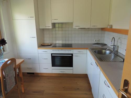 Kuchyň nebo kuchyňský kout v ubytování Tanjas Appartement