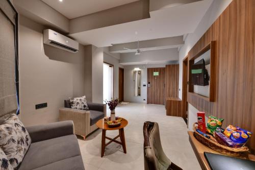 Gallery image of Regenta Inn Motikhavdi Jamnagar in Jamnagar