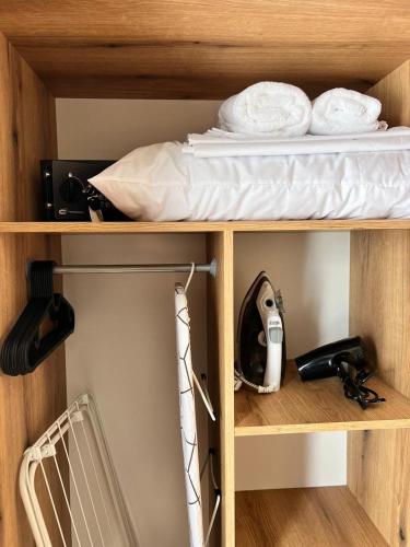 Imagen de la galería de Deos Suites, en Neoi Poroi
