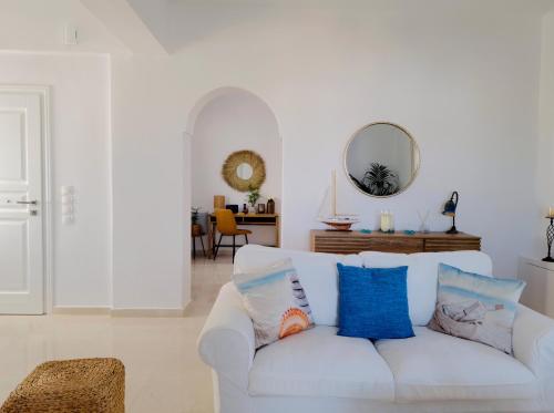 Χώρος καθιστικού στο Betty's Serenity House