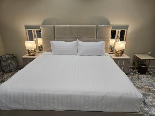 الشقق الفاخرة Modern Apartments of 3 Bedrooms 5 minutes to Haram