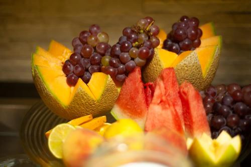 Eten bij of ergens in de buurt van het hotel

