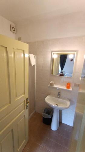 Koupelna v ubytování La Kantina nelle Alpi