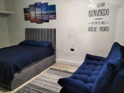 Posezení v ubytování LOFT PLAYAS "B" , a unos pasos del malecon, zona dorada y letras