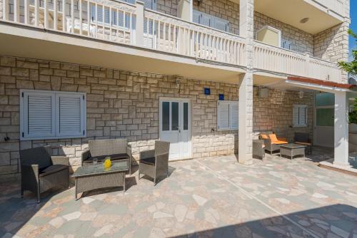 Gambar di galeri bagi Villa Tomasovic with pool in Podstrana di Podstrana