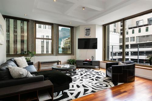 TV a/nebo společenská místnost v ubytování #603 Cartwright - The Nighthawk