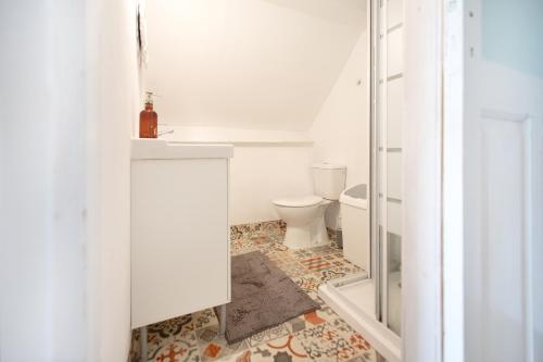 Pompeu Art Nouveau Apartment