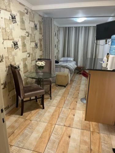 Ένα ή περισσότερα κρεβάτια σε δωμάτιο στο Mello's House