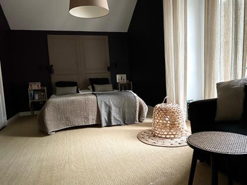 Photo de la galerie de l'établissement Chambres spéciales 24h du Mans, au Mans