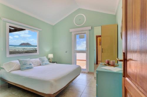 Villa el Castillito Beachfront Villa