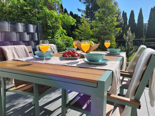 The Harmony Apartament z dużym tarasem i miejscem do pracy zdalnej