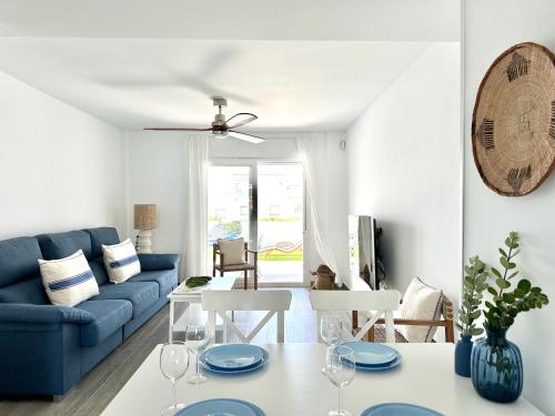 Casa a 500m Playa Atlanterra, Piscina y Parking, 6pax