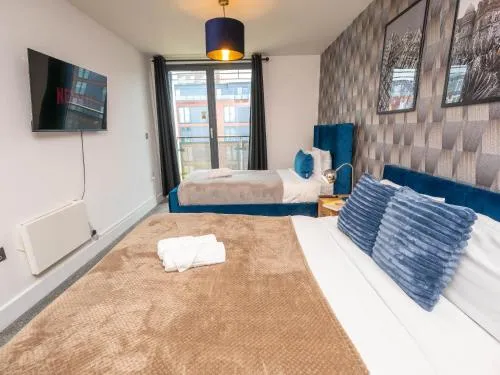 Central Birmingham Apartment with Balcony & Netflix photo 54