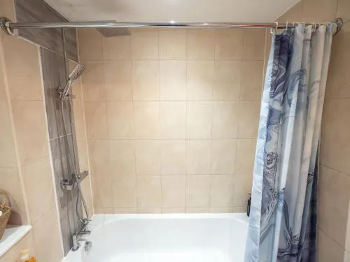 Central Birmingham Apartment with Balcony & Netflix photo 42