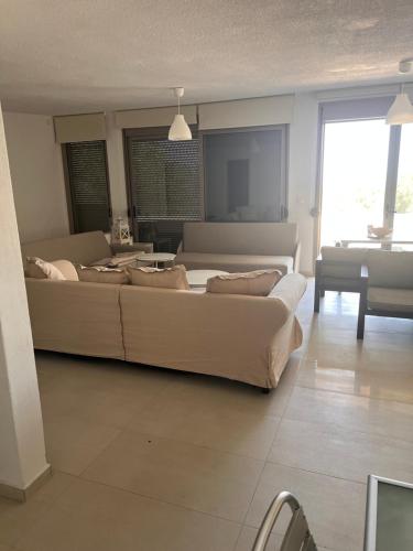 Fotografie z fotogalerie ubytování Front Sea Villa Polichrono v destinaci Kriopigi