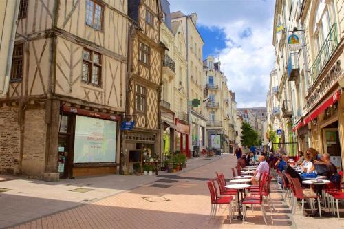 Photo de la galerie de l'établissement Angers Centre- Gare - Chateau - Duplex 2 chambres, à Angers