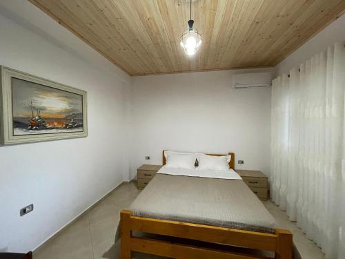 เตียงในห้องที่ Rent Rooms Sakolli
