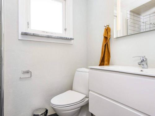 Koupelna v ubytování Holiday home Glesborg CIV