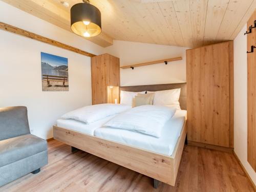 Posteľ alebo postele v izbe v ubytovaní Falken Suites TOP 7