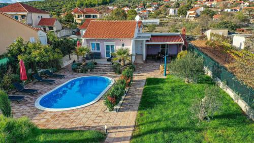 Φωτογραφία από το άλμπουμ του Holiday house "Finally" - Riviera Marina σε Gustirna