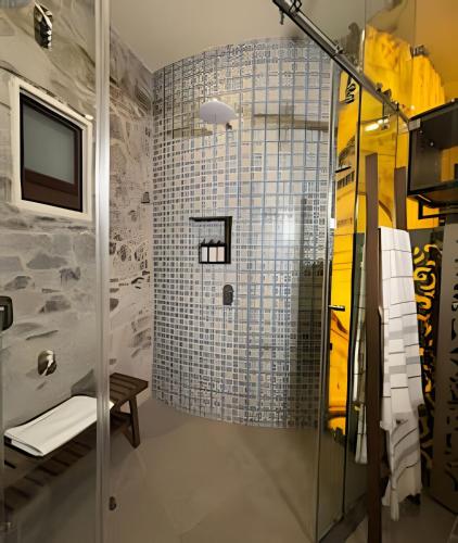 Ein Badezimmer in der Unterkunft Castello di Carlo - Suite Carlo IV