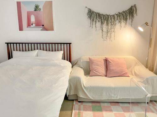 Stay Yeoun Jogak - near Shindaebang Station Boramae Hospital & Park Hongik University Airport Bus near Sindorim, Gangnam_3