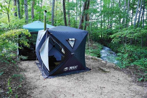 Příroda nedaleko luxury tent