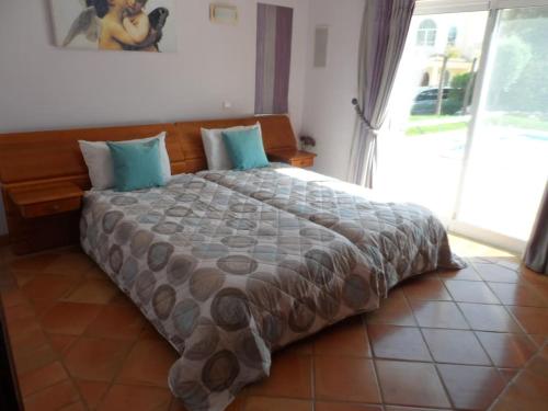 Luxury Private 5 bedroom Villa pool, golf, Algarve