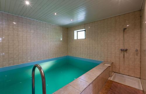 Bazén v ubytování Apartamentai Laima nebo v jeho okolí