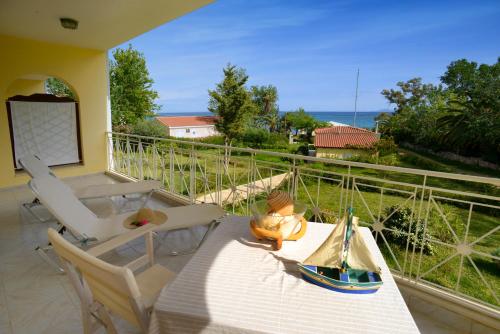 Φωτογραφία από το άλμπουμ του Albouro Seafront Apartments στον Κατελειό