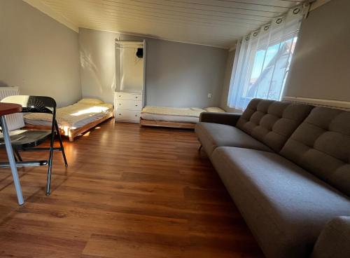 Mieszkanie typu studio Swornegacie, część Miło Was Gościć