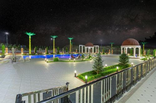 Bazén v ubytování HOTEL SULTAN PALACE nebo v jeho okolí