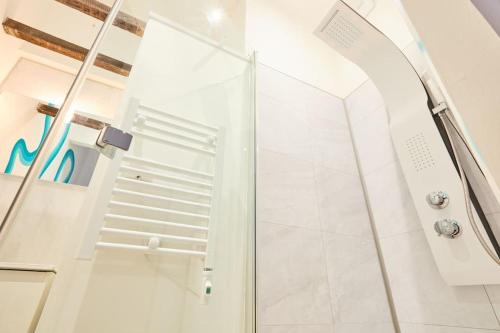 Photo de la galerie de l'établissement Nouveauté ! Lille T3 avec Décor Moderne, WiFi, à Lille