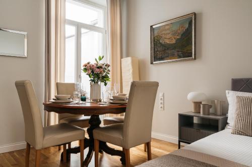 Area soggiorno di Art Palace - LoftAffair Collection